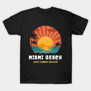 Miami Beach l Palm trees l Sunset l Summer vibes T-Shirt